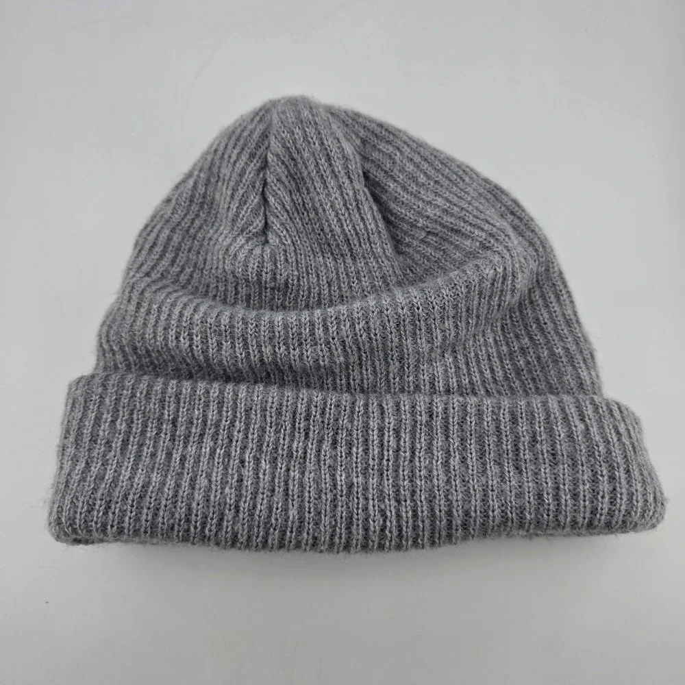 Nike SB Beanie Kids Ribbed Knit Embroidered Logo One Size Grey GOOD Skater Gorp